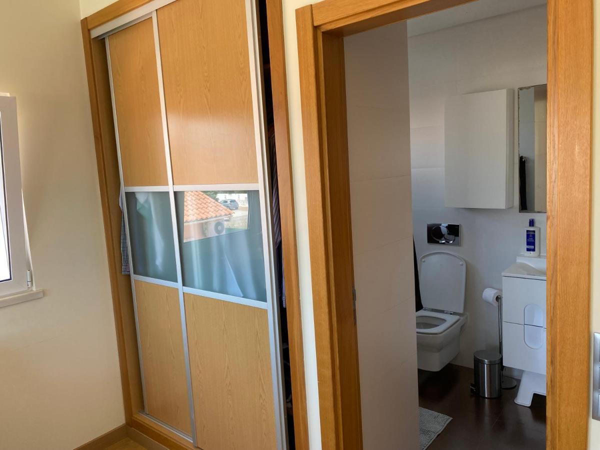 Zion Guest House Almada Bagian luar foto