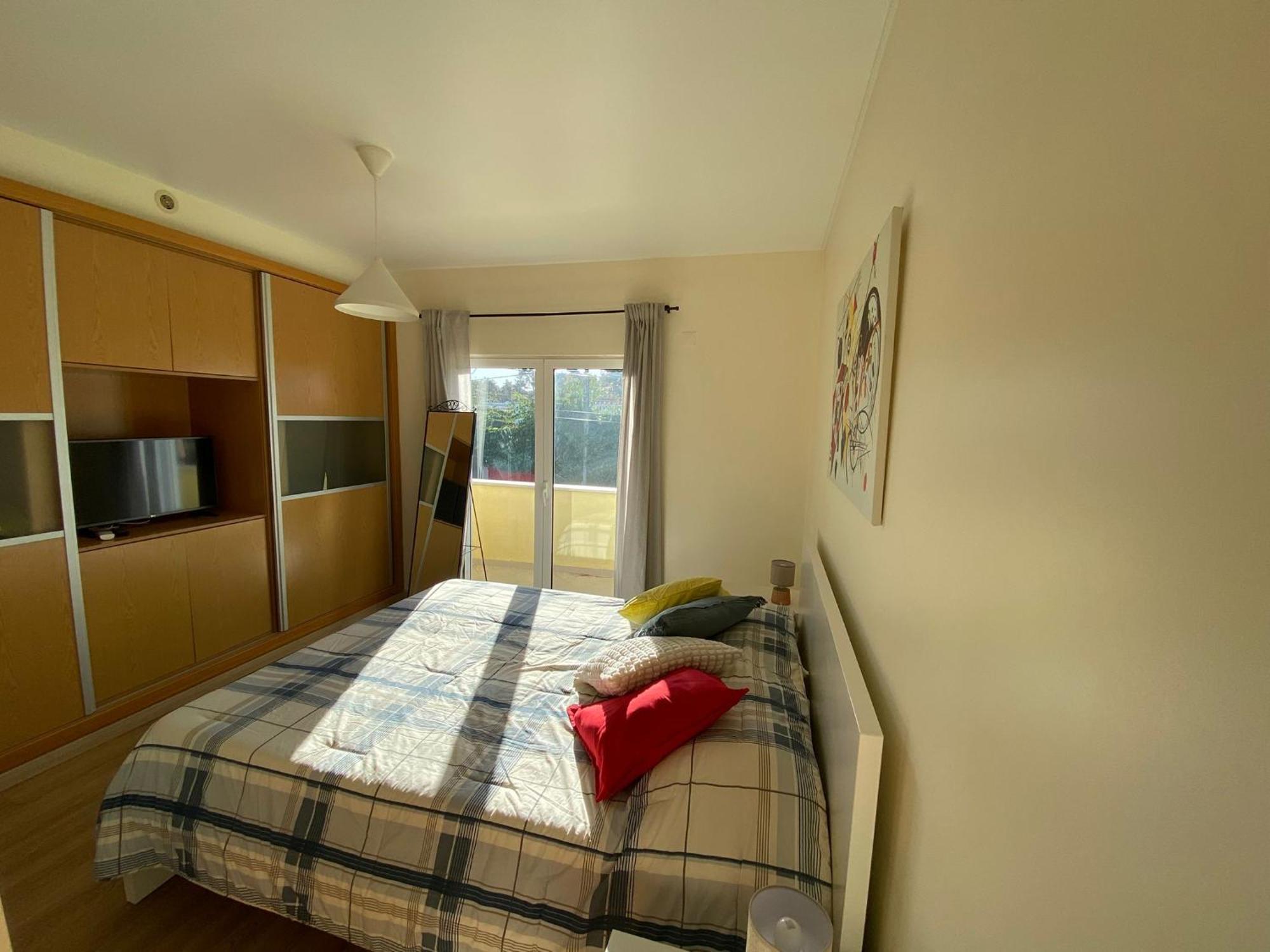 Zion Guest House Almada Bagian luar foto