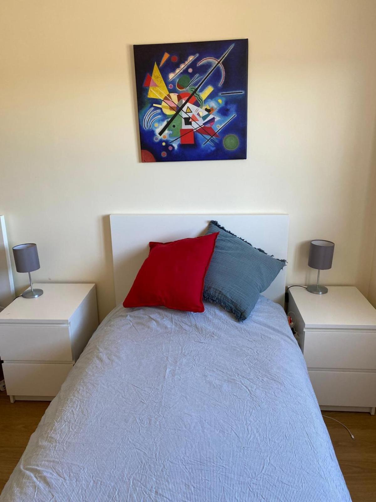 Zion Guest House Almada Bagian luar foto